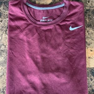 Men’s Dry Fit Nike T-shirt. Size M.